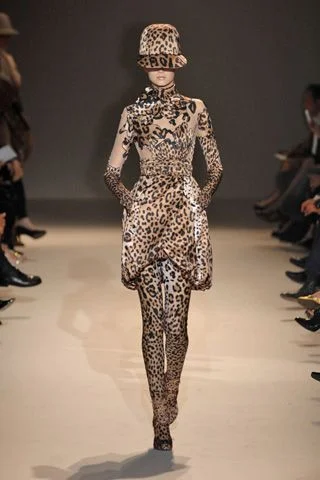 Look 9